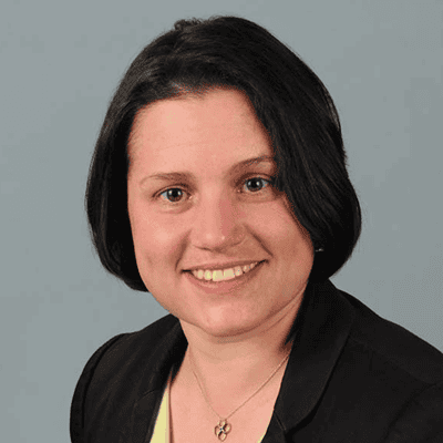 Industrial Engineers Rely on Many High-Tech Skills 1 Joan Wagner